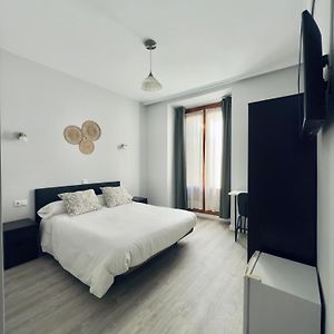 Hostal Conde De Alba